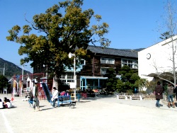 旧田辺市立上秋津小学校